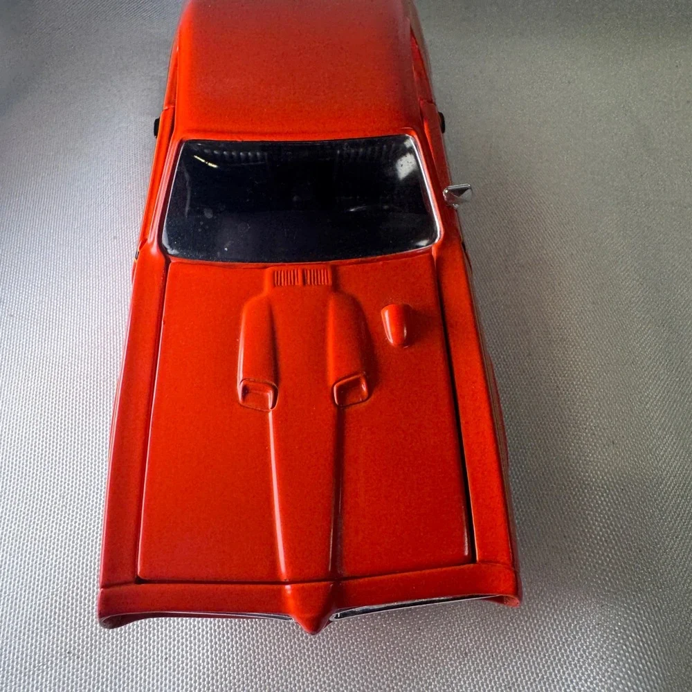 Tootsietoy 2000 1969 Pontiac GTO The Judge Diecast 6 Inch Orange Muscle Car